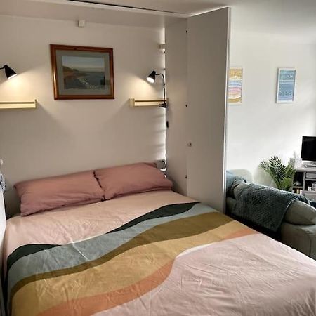 Self-Catering Studio In Beautiful 查茅斯 外观 照片