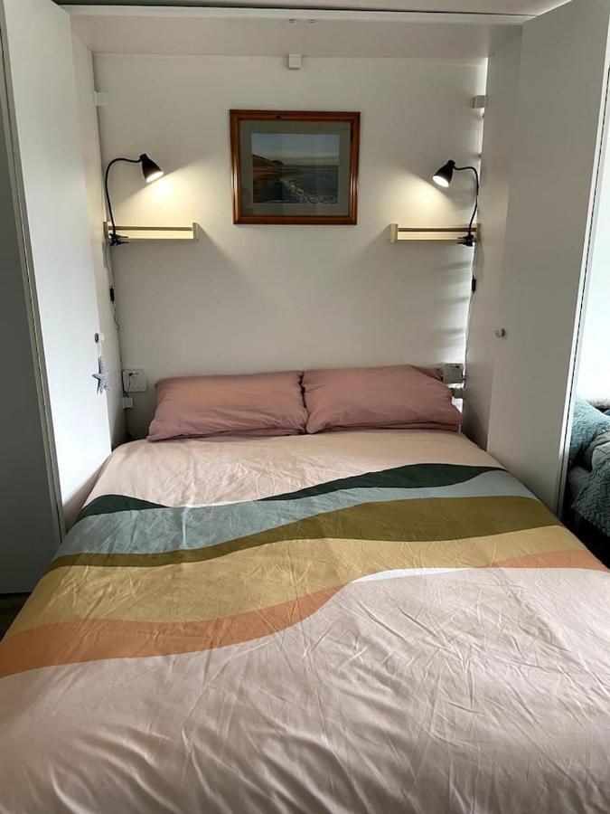 Self-Catering Studio In Beautiful 查茅斯 外观 照片